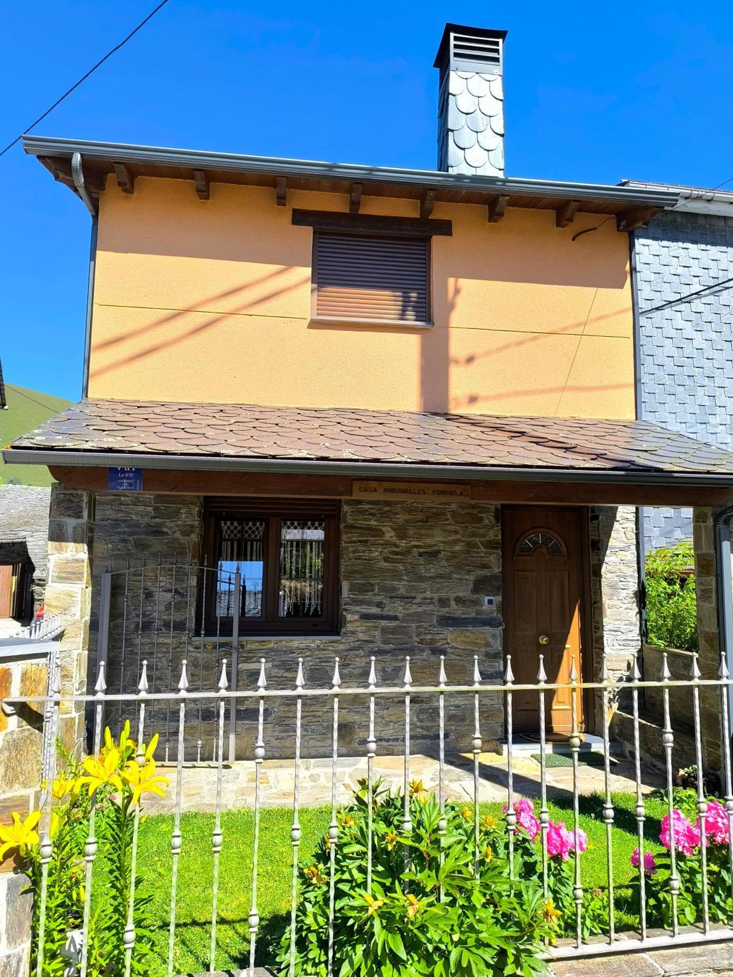 Casa Miravalles Fornela Guimara Exterior foto